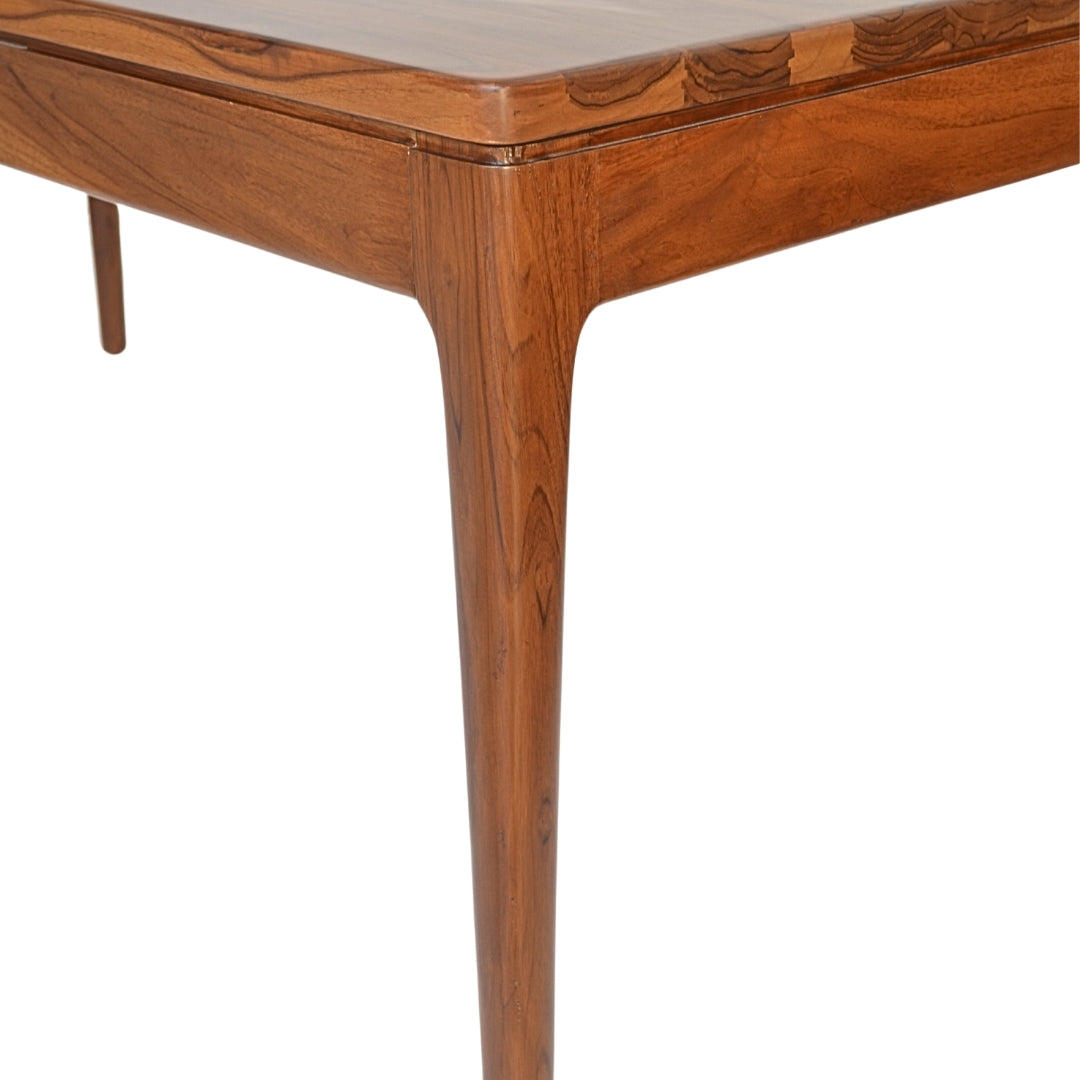 Kav Dining Table