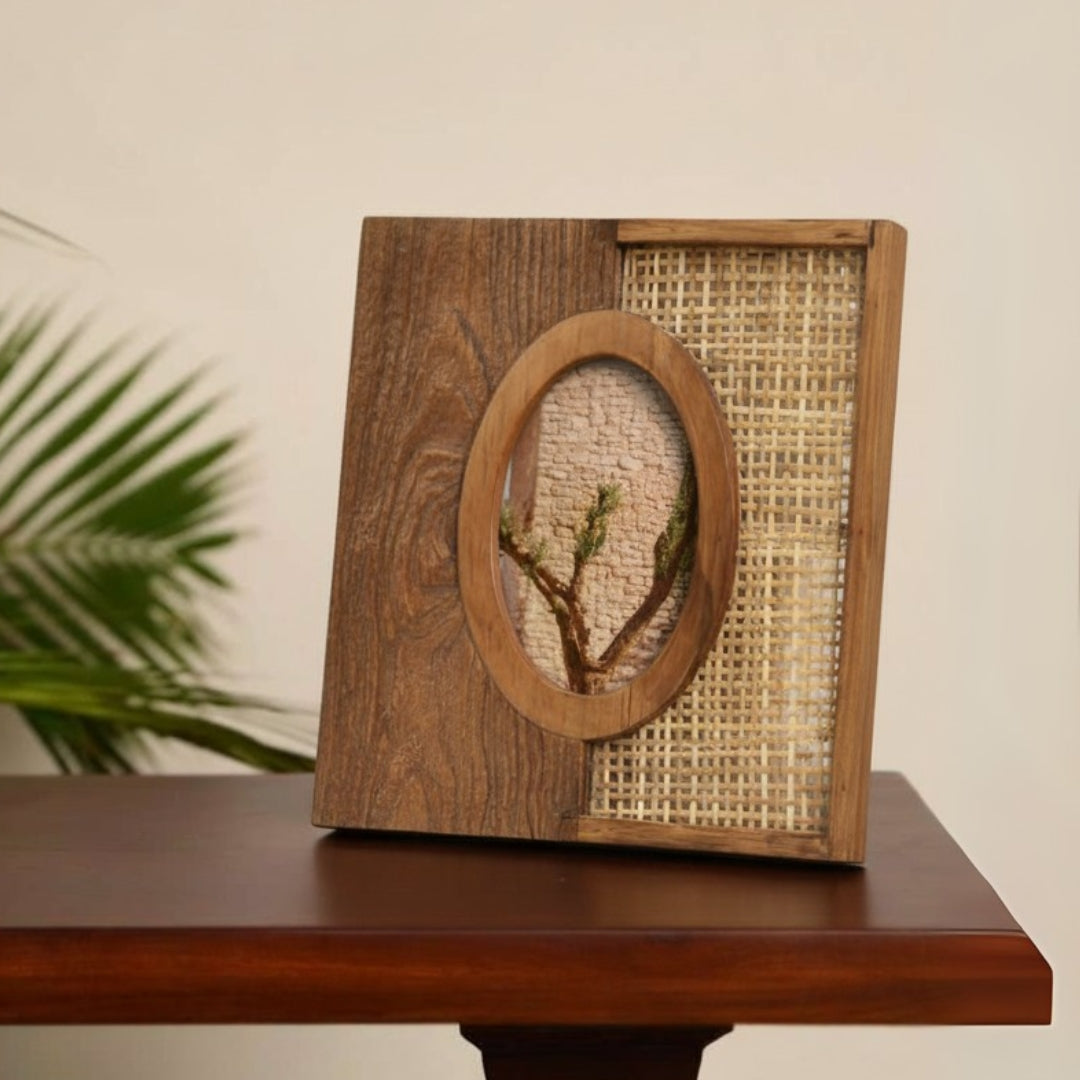 Veil Photo Frame