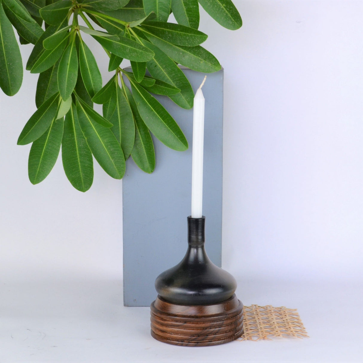 Hauri Candle Holder